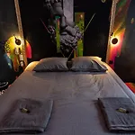 Apartment Capsule Art Deco - Jacuzzi - Netflix - Cinema - Arcade De Jeux & Nintendo Switch - 2 - Filet Suspendu Valenciennes